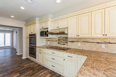 12 Fowler Lane, Mount Sinai, NY 11766 - Photo 11