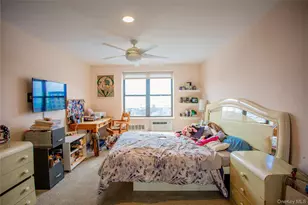 333 E Broadway, Long Beach, NY 11561 - Photo 13