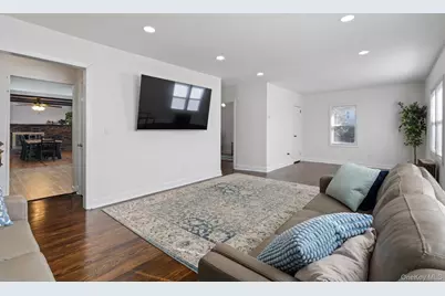 41 Liberty Avenue, North Babylon, NY 11703 - Photo 7