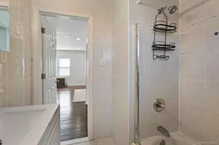 41 Liberty Ave, North Babylon, NY 11703 - Photo 21