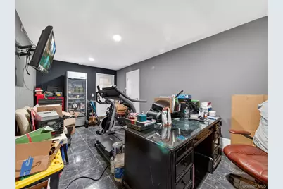 10 Rensselaer Drive, Spring Valley, NY 10977 - Photo 47