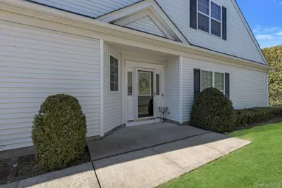 43 Louden Loop, Mount Sinai, NY 11766 - Photo 5