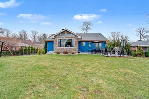 115 Sunset Dr, Newburgh, NY 12550 - Photo 37