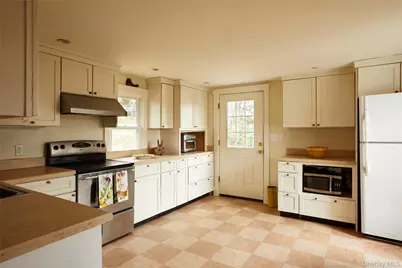 23 Bouton Street, South Salem, NY 10590 - Photo 7