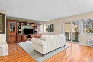 30 Greenridge Ave, White Plains, NY 10605 - Photo 11