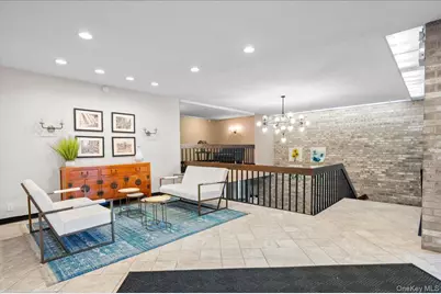 30 Greenridge Avenue #4M, White Plains, NY 10605 - Photo 5