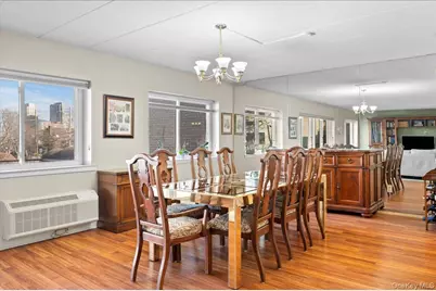 30 Greenridge Avenue #4M, White Plains, NY 10605 - Photo 15