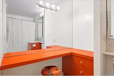 30 Greenridge Avenue #4M, White Plains, NY 10605 - Photo 23