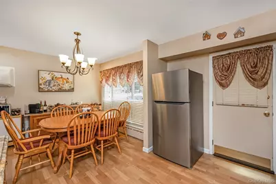 75 N Sloan Drive N, Valley Stream, NY 11580 - Photo 17