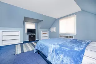 75 N Sloan Dr N, Valley Stream, NY 11580 - Photo 23