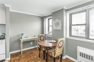 315 Atlantic Ave, East Rockaway, NY 11518 - Photo 7