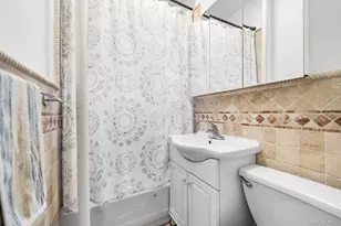 21-37 33rd St, Astoria, NY 11105 - Photo 9