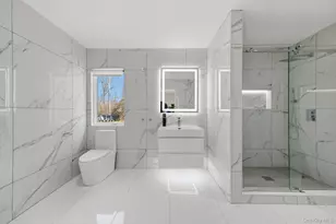 31 Chestnut Hill Dr, Upper Brookville, NY 11771 - Photo 45