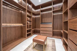 31 Chestnut Hill Dr, Upper Brookville, NY 11771 - Photo 25