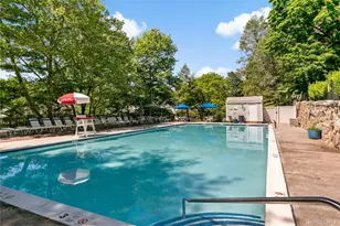 402 Carrollwood Dr, Tarrytown, NY 10591 - Photo 19