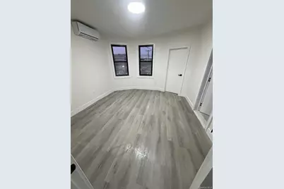 131-06 14th Ave, College Point, NY 11356 - Photo 5