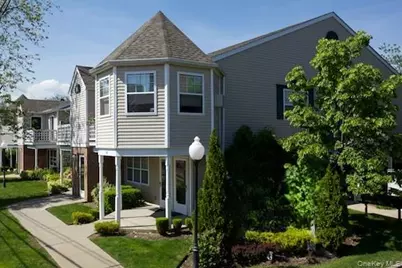 55 Fifth Avenue #01, Bay Shore, NY 11706 - Photo 1