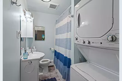 33 Oleander Drive, Northport, NY 11768 - Photo 19