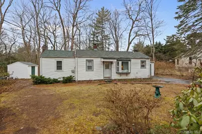 33 Oleander Drive, Northport, NY 11768 - Photo 3