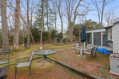 33 Oleander Drive, Northport, NY 11768 - Photo 9