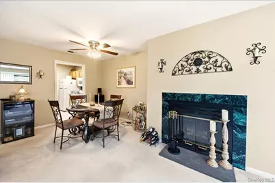 9 Country Place, Mohegan Lake, NY 10547 - Photo 7