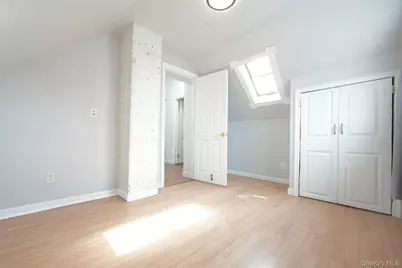 32 Needle Lane, Levittown, NY 11756 - Photo 13