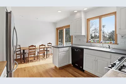 55 Leafy Way, Aquebogue, NY 11931 - Photo 17
