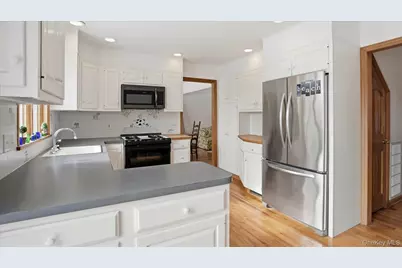 55 Leafy Way, Aquebogue, NY 11931 - Photo 15