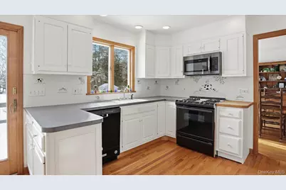 55 Leafy Way, Aquebogue, NY 11931 - Photo 15
