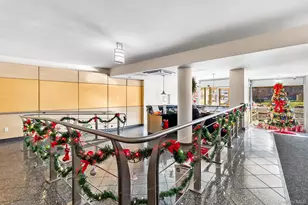 61-25 98th St, Rego Park, NY 11374 - Photo 15