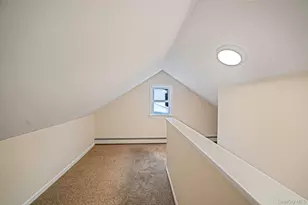 8 Florence Ct, Huntington Station, NY 11746 - Photo 25