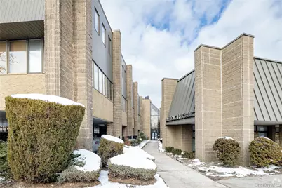 1575 Hillside Avenue #309, New Hyde Park, NY 11040 - Photo 25