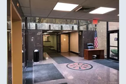 1575 Hillside Avenue #309, New Hyde Park, NY 11040 - Photo 3