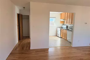 86 McLoughlin St, Glen Cove, NY 11542 - Photo 3