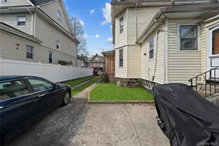87-45 114th St, Richmond Hill, NY 11418 - Photo 3