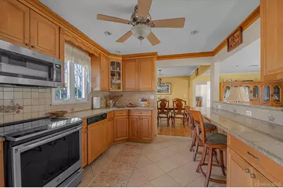 40 Vassar Street, Garden City, NY 11530 - Photo 7