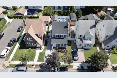 408 Wellington Road, Mineola, NY 11501 - Photo 27