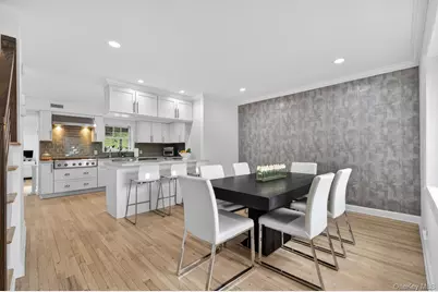 65 Circle Drive, Roslyn Heights, NY 11577 - Photo 15