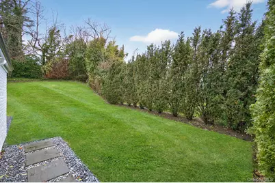 65 Circle Drive, Roslyn Heights, NY 11577 - Photo 25