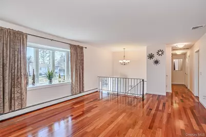 7 Bittersweet Dr, Danbury, Call Listing Agent, CT 06811 - Photo 7