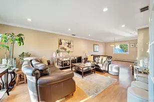 3147 Denton Dr, Merrick, NY 11566 - Photo 9