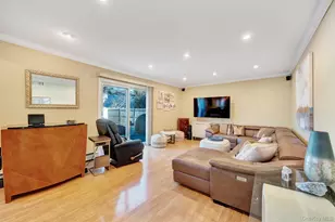 3147 Denton Dr, Merrick, NY 11566 - Photo 21