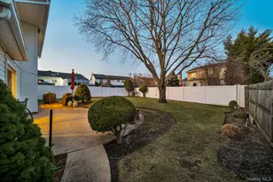 3147 Denton Dr, Merrick, NY 11566 - Photo 5