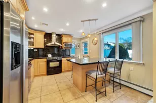 3147 Denton Dr, Merrick, NY 11566 - Photo 15