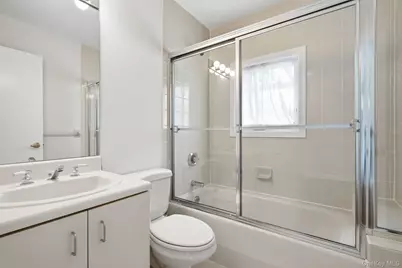 13 Kassel Court, Mamaroneck, NY 10543 - Photo 29