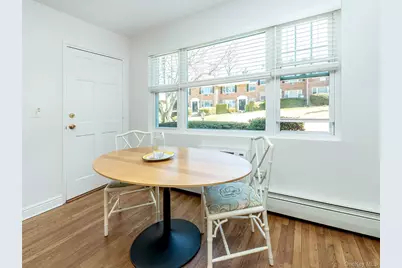 22 Madison Park #L, Port Washington, NY 11050 - Photo 7