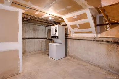 2524 West Street, Brooklyn, NY 11223 - Photo 15