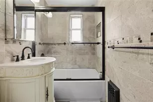 263-28 73rd Ave, Glen Oaks, NY 11004 - Photo 13