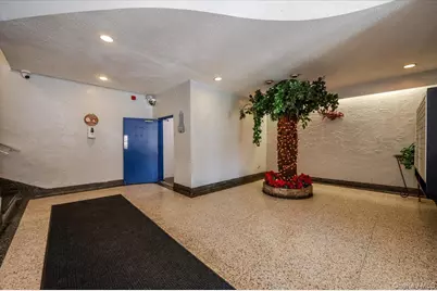 1332 Metropolitan Avenue #4K, Bronx, NY 10462 - Photo 3