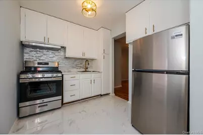 1332 Metropolitan Avenue #4K, Bronx, NY 10462 - Photo 7